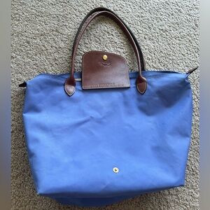 Longchamp Periwinkle L tote (gently used)